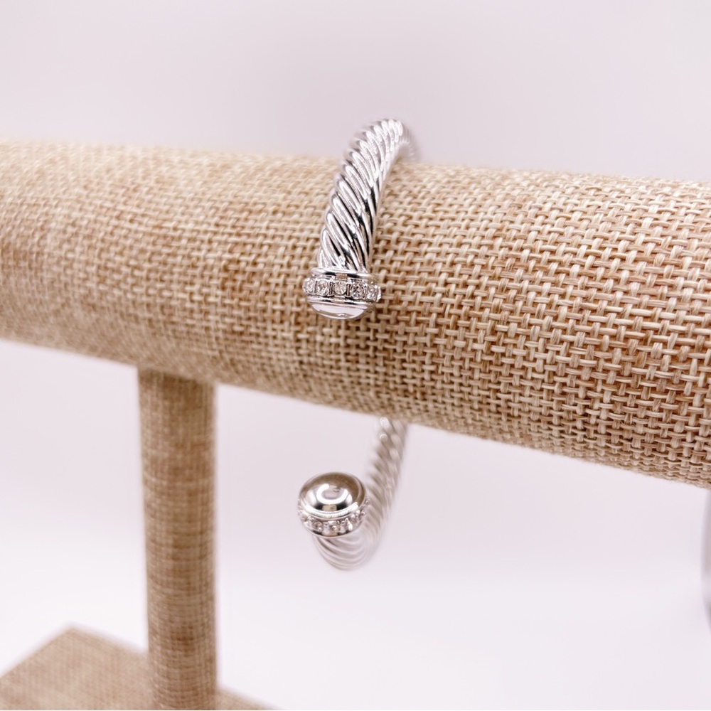 Elegant Silver Women's Bracelet